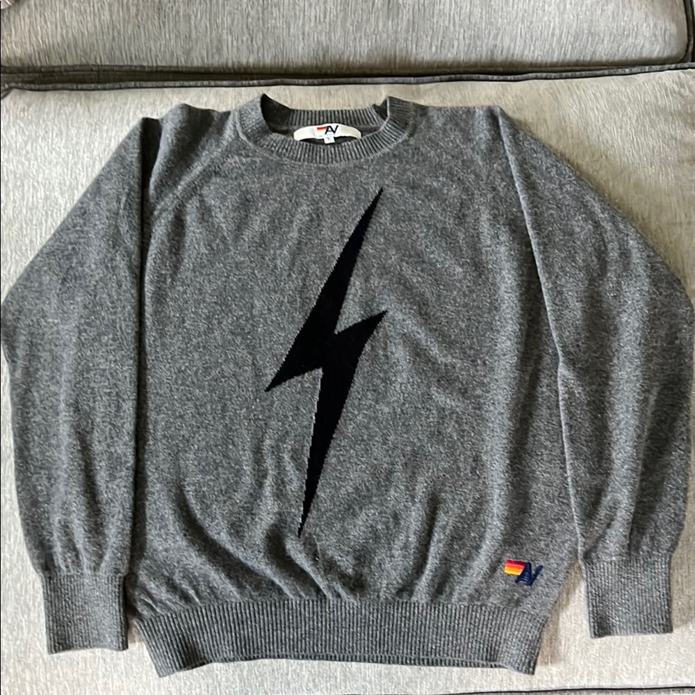 UNISEX BOLT CASHMERE LIGHT SWEATER - DEEP HEATHER // BLACK BOLT